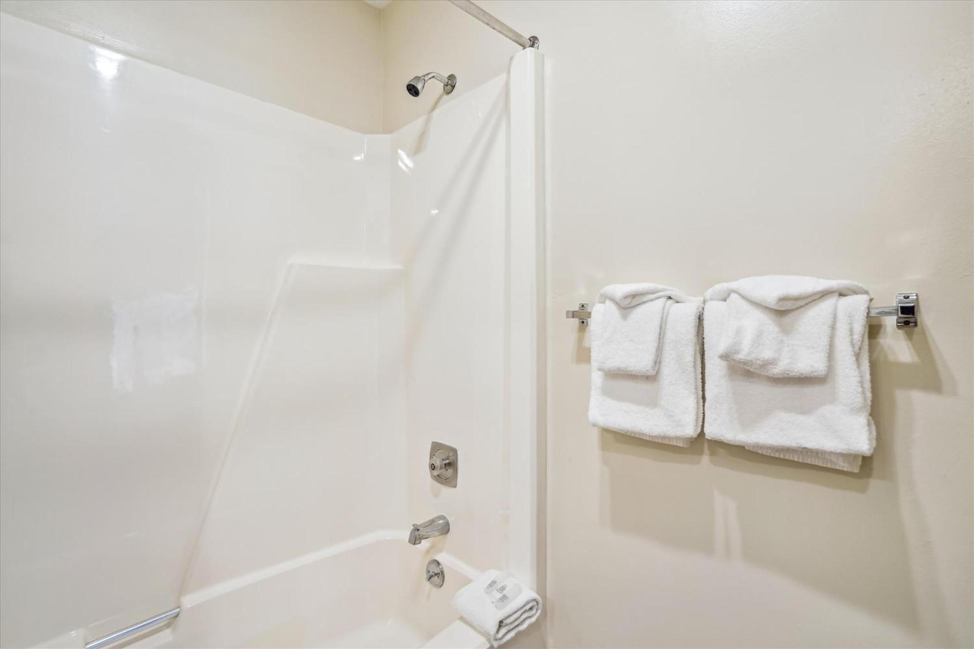 Cedarbrook Queen Suite 108 Кіллінгтон Екстер'єр фото